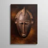 Tableau masque africain – reproduction picturale d'un masque Baoulé en bois sculpté, éclairage chiaroscuro sur fond brun sombre, style peinture à l'huile