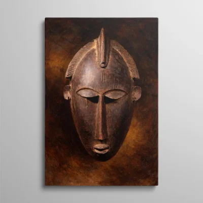 tableau masque africain Tableau masque africain – reproduction picturale d'un masque Baoulé en bois sculpté, éclairage chiaroscuro sur fond brun sombre, style peinture à l'huile